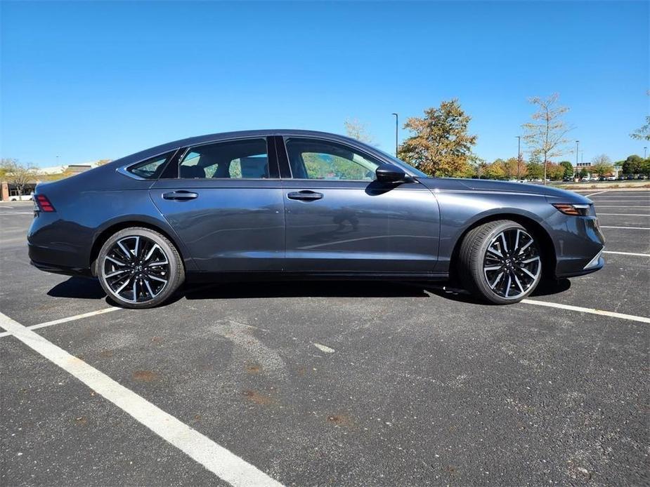 new 2025 Honda Accord Hybrid car, priced at $40,395