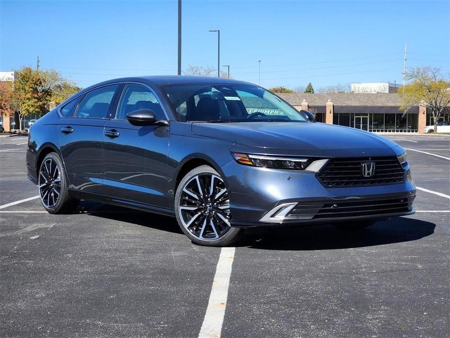 new 2025 Honda Accord Hybrid car, priced at $40,395