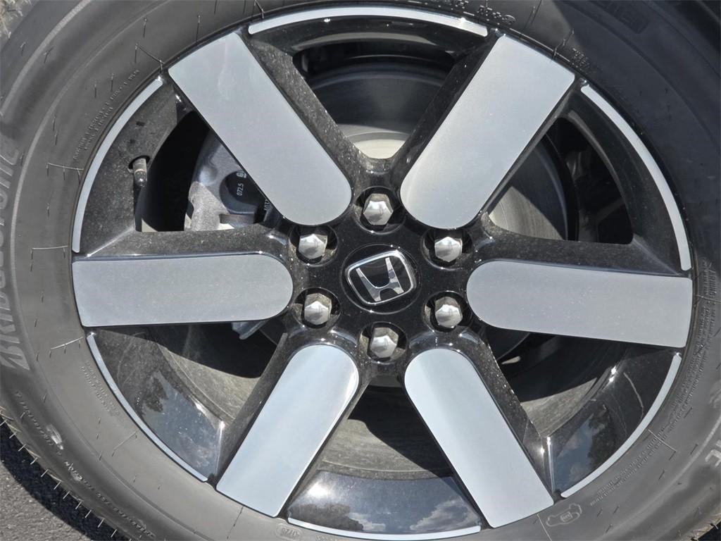 new 2025 Honda Prologue car, priced at $56,605
