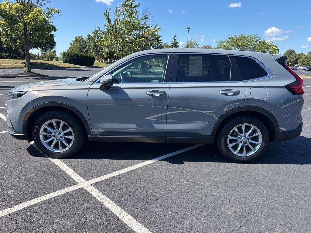 used 2024 Honda CR-V car, priced at $33,391