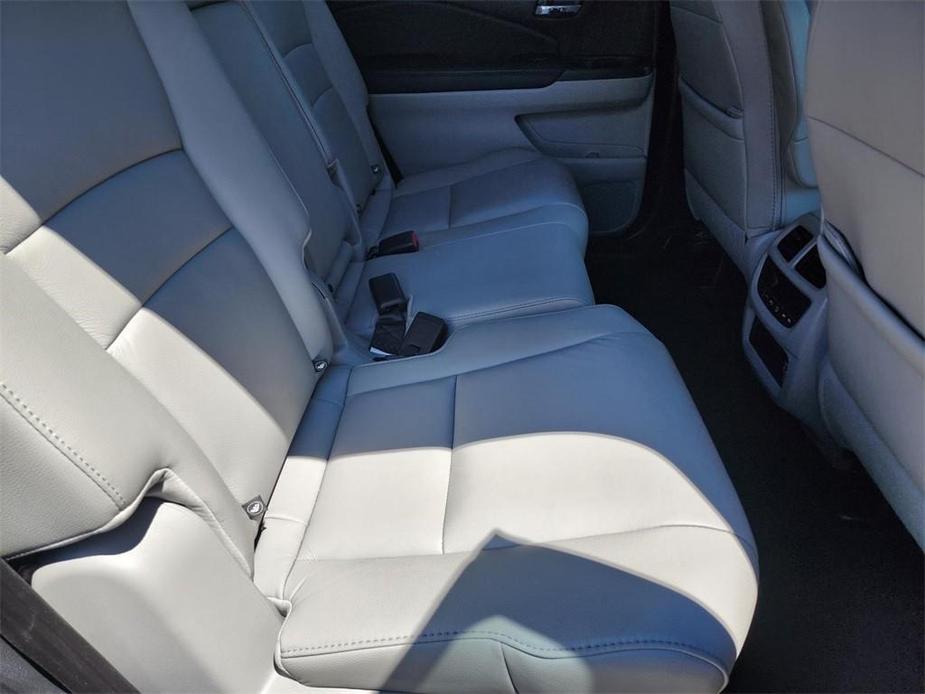 used 2019 Honda Pilot car, priced at $22,227