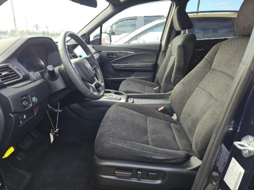 used 2022 Honda Pilot car, priced at $29,597