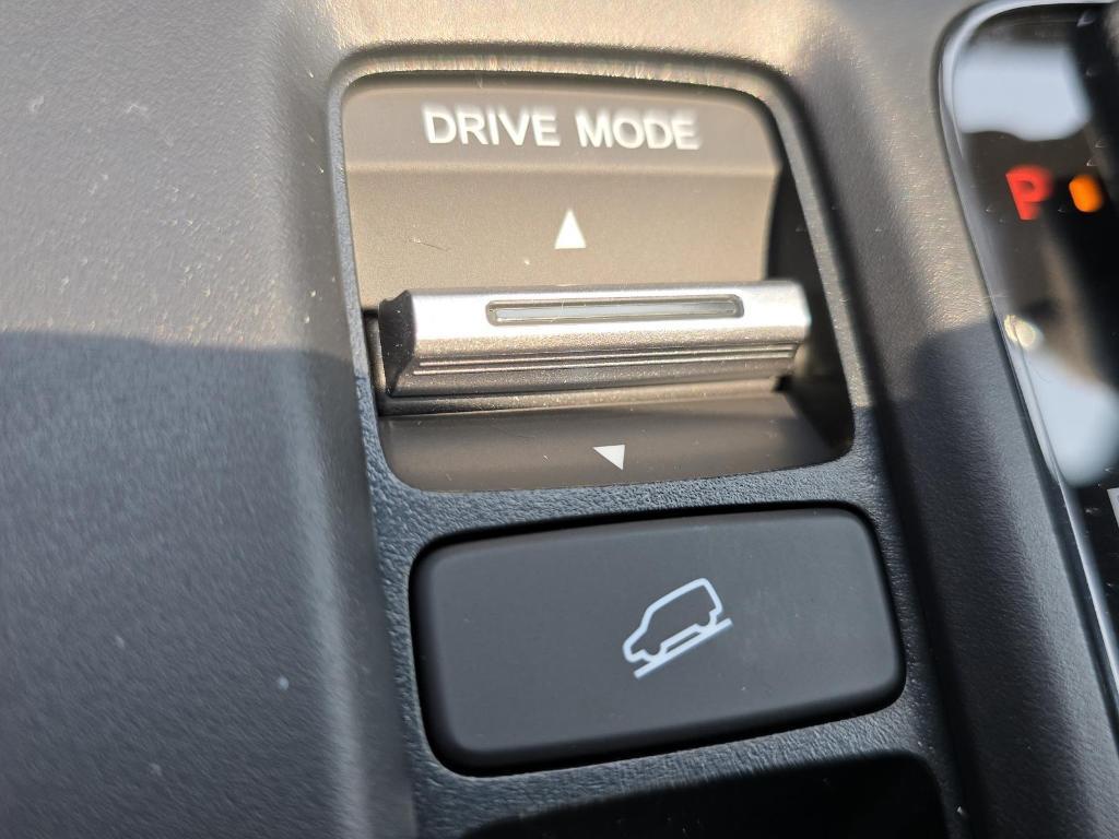 new 2025 Honda CR-V Hybrid car, priced at $41,000