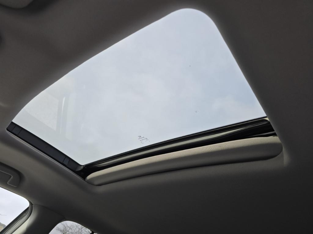 used 2022 Honda Pilot car, priced at $32,597