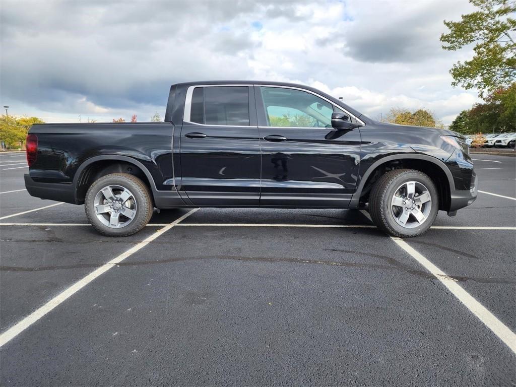 new 2025 Honda Ridgeline car, priced at $44,125