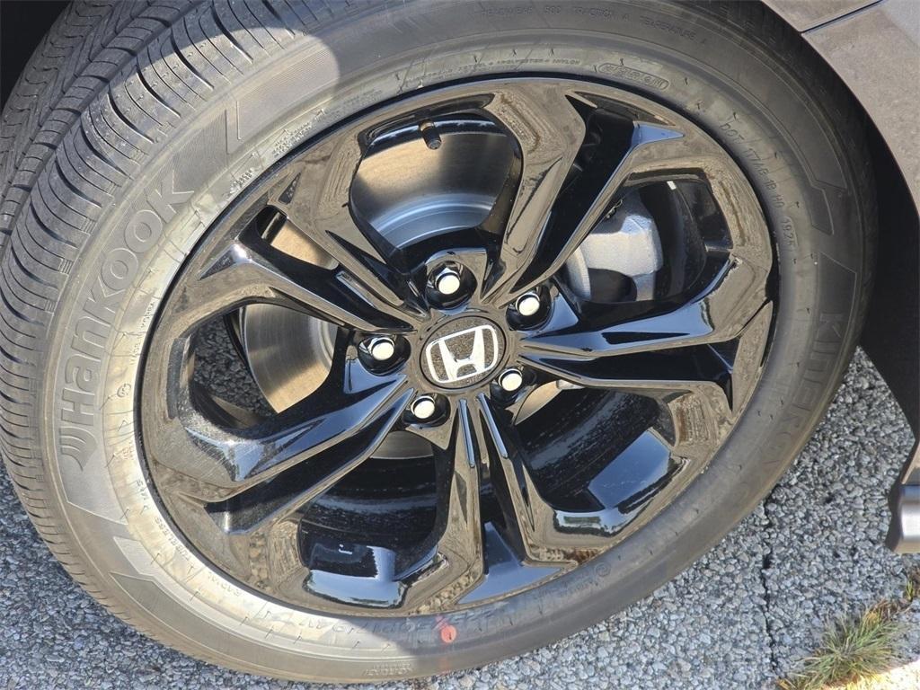 new 2025 Honda Accord car, priced at $31,710