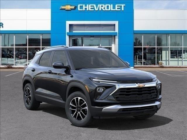 new 2025 Chevrolet TrailBlazer car, priced at $26,957