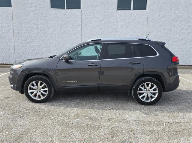 used 2015 Jeep Cherokee car, priced at $9,284