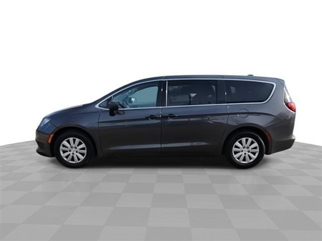 used 2019 Chrysler Pacifica car, priced at $12,322