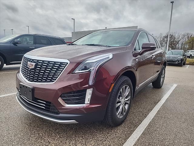 used 2022 Cadillac XT5 car, priced at $31,529