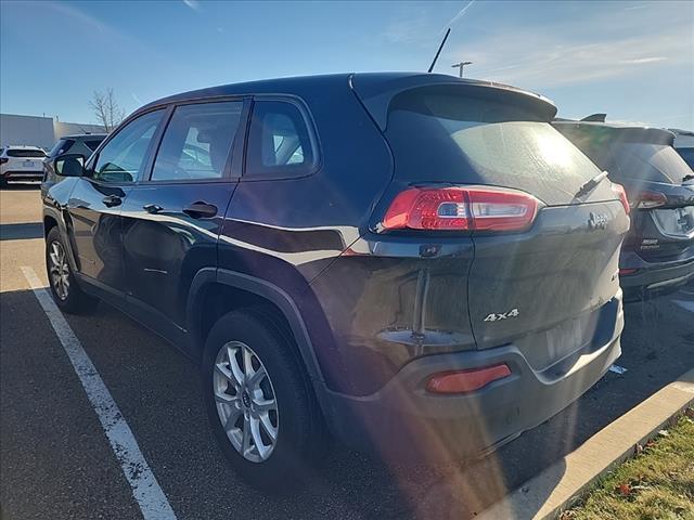 used 2014 Jeep Cherokee car, priced at $10,991