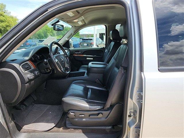 used 2014 GMC Yukon car, priced at $11,034