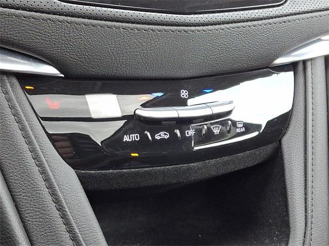 used 2018 Cadillac XT5 car, priced at $25,815