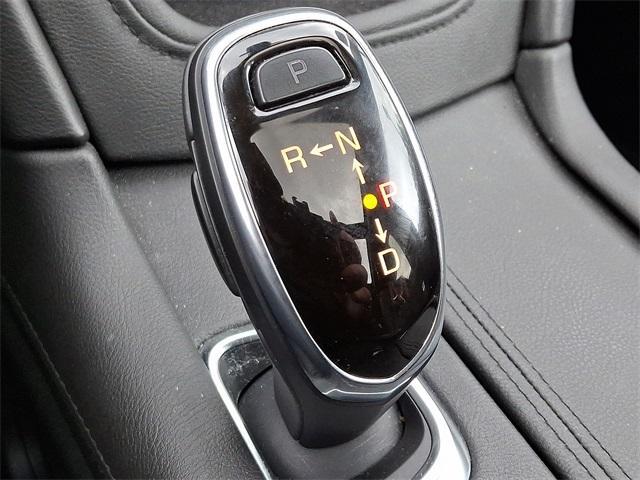 used 2018 Cadillac XT5 car, priced at $25,815