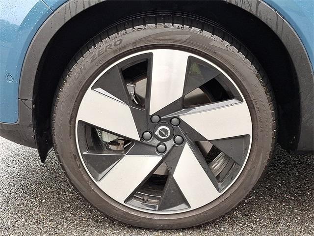 used 2022 Volvo C40 Recharge Pure Electric car, priced at $32,513