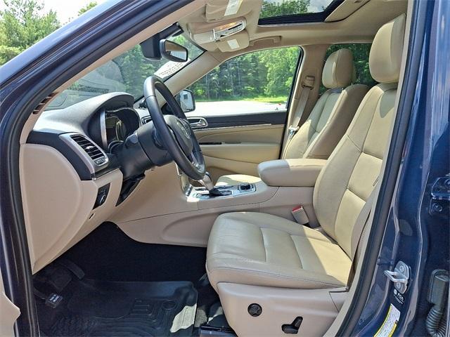 used 2021 Jeep Grand Cherokee car, priced at $24,380