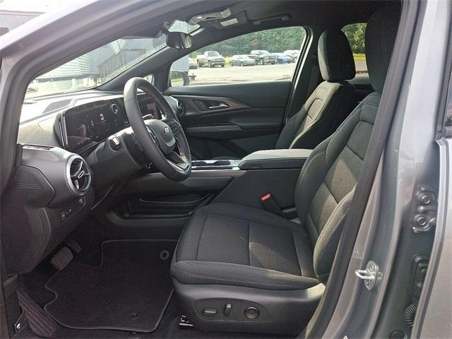 used 2025 Chevrolet Equinox EV car, priced at $26,550