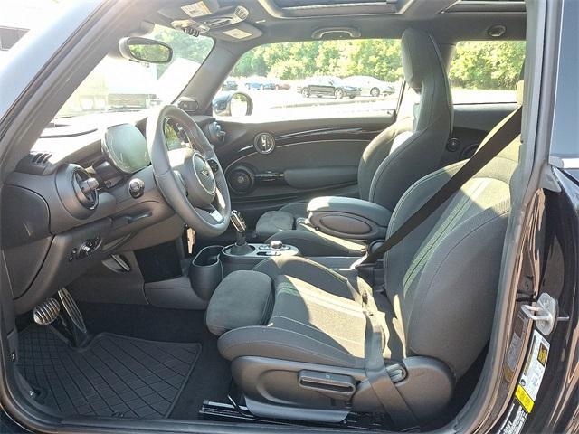 used 2023 MINI Hardtop car, priced at $32,929