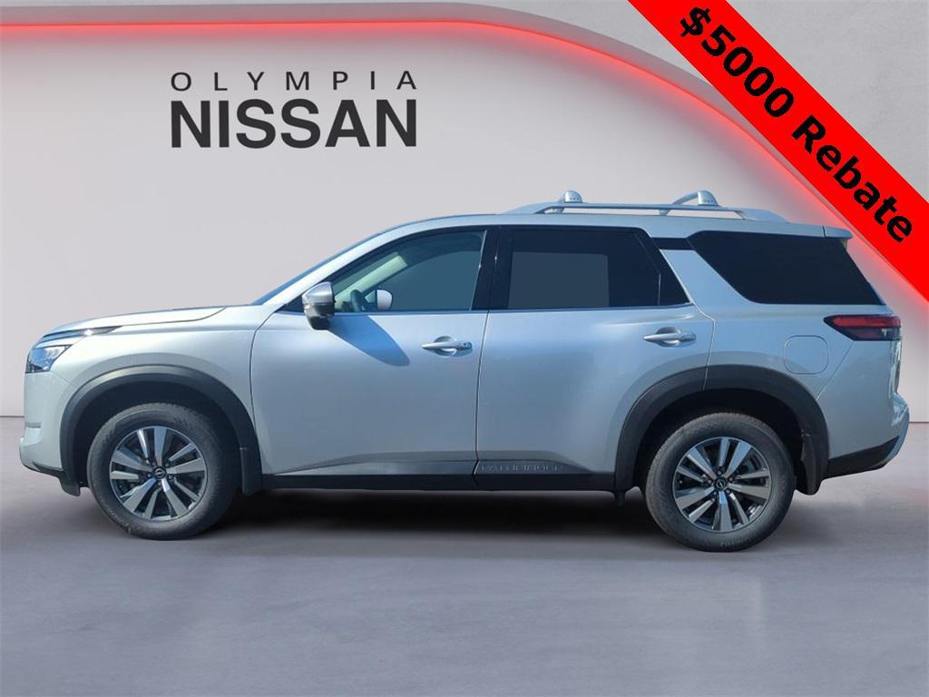new 2025 Nissan Pathfinder car, priced at $40,095