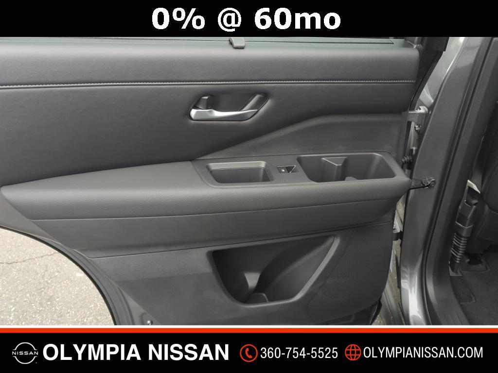 new 2025 Nissan Pathfinder car, priced at $44,338