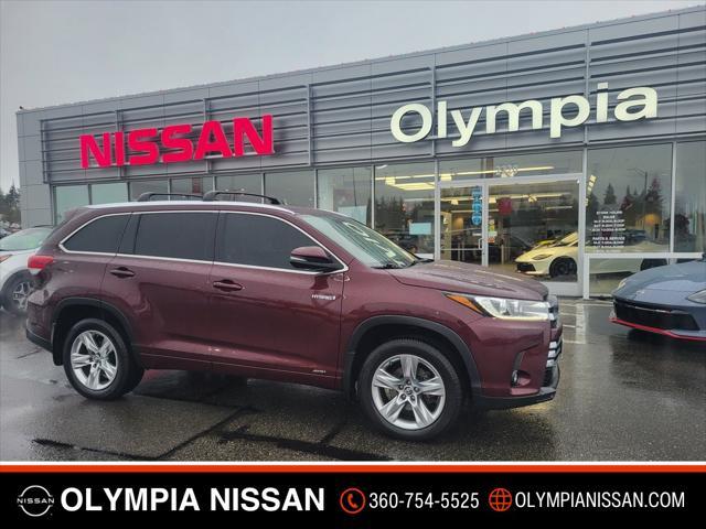 used 2019 Toyota Highlander Hybrid car, priced at $35,888