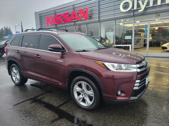 used 2019 Toyota Highlander Hybrid car, priced at $35,888