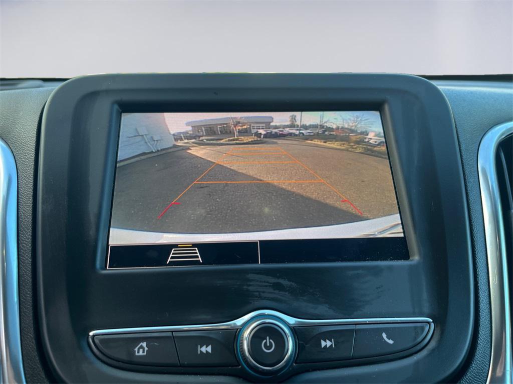 used 2024 Chevrolet Equinox car, priced at $22,588