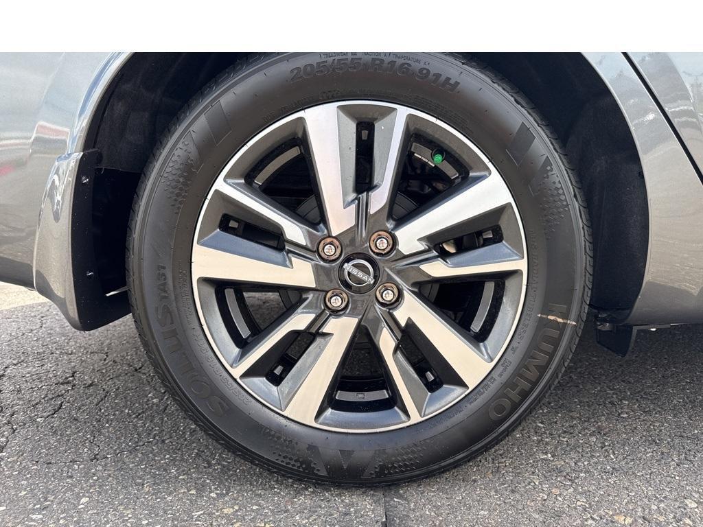 new 2025 Nissan Versa car, priced at $19,335