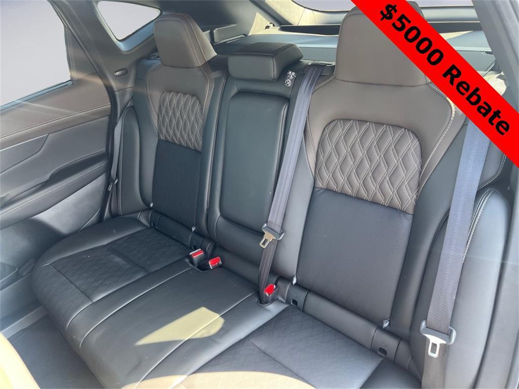 new 2025 Nissan Murano car, priced at $45,065