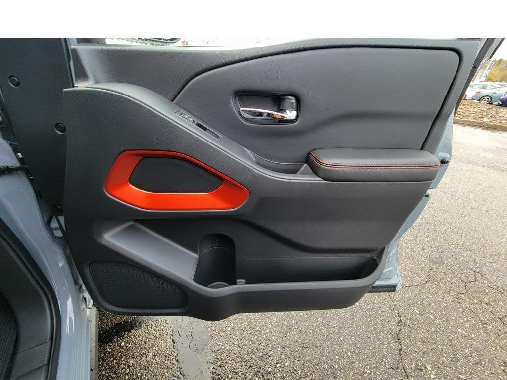 new 2025 Nissan Frontier car, priced at $40,323