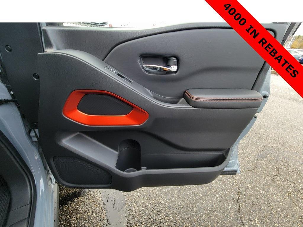 new 2025 Nissan Frontier car, priced at $37,825
