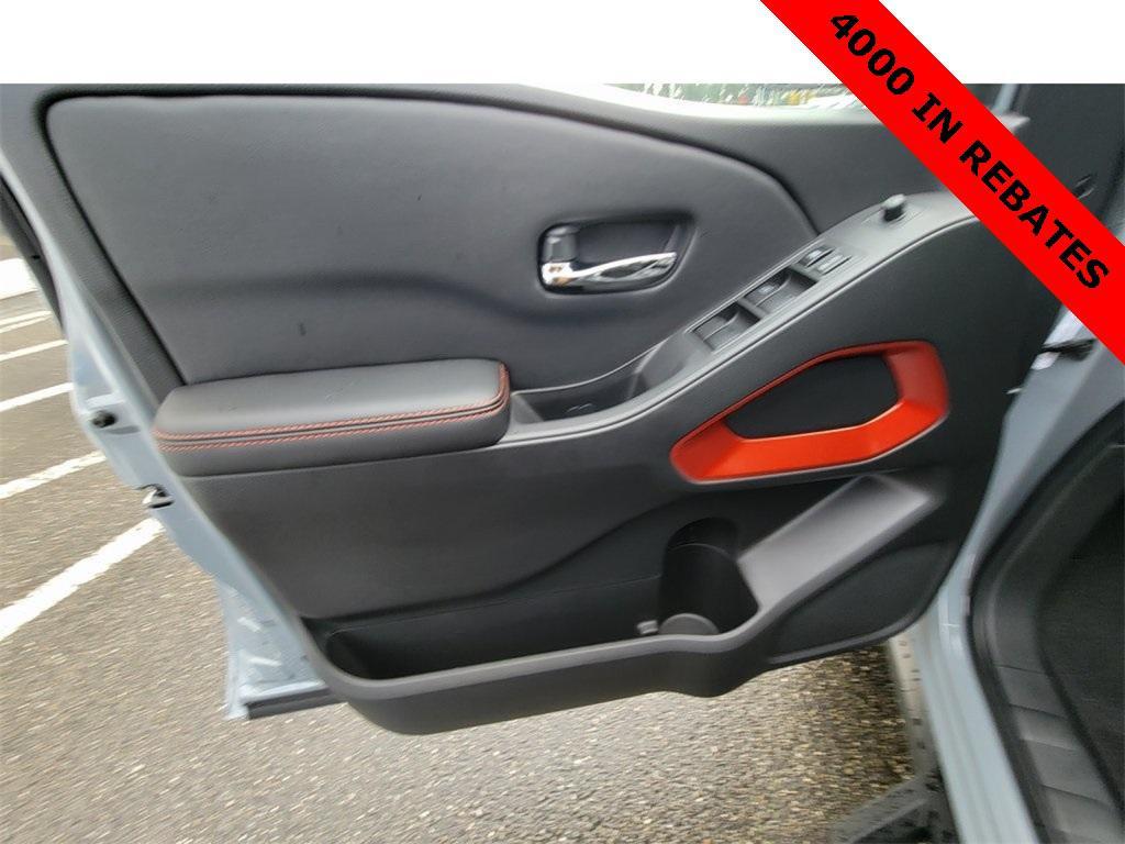 new 2025 Nissan Frontier car, priced at $37,825