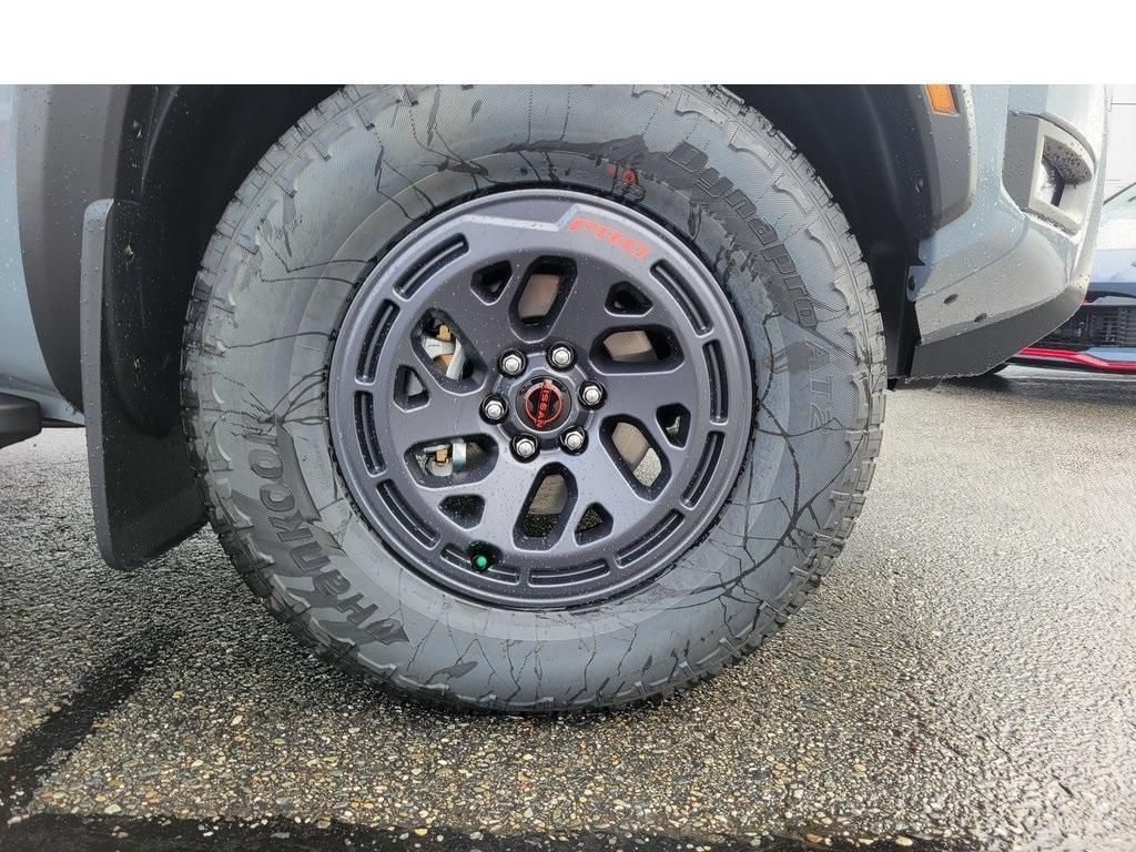 new 2025 Nissan Frontier car, priced at $40,323