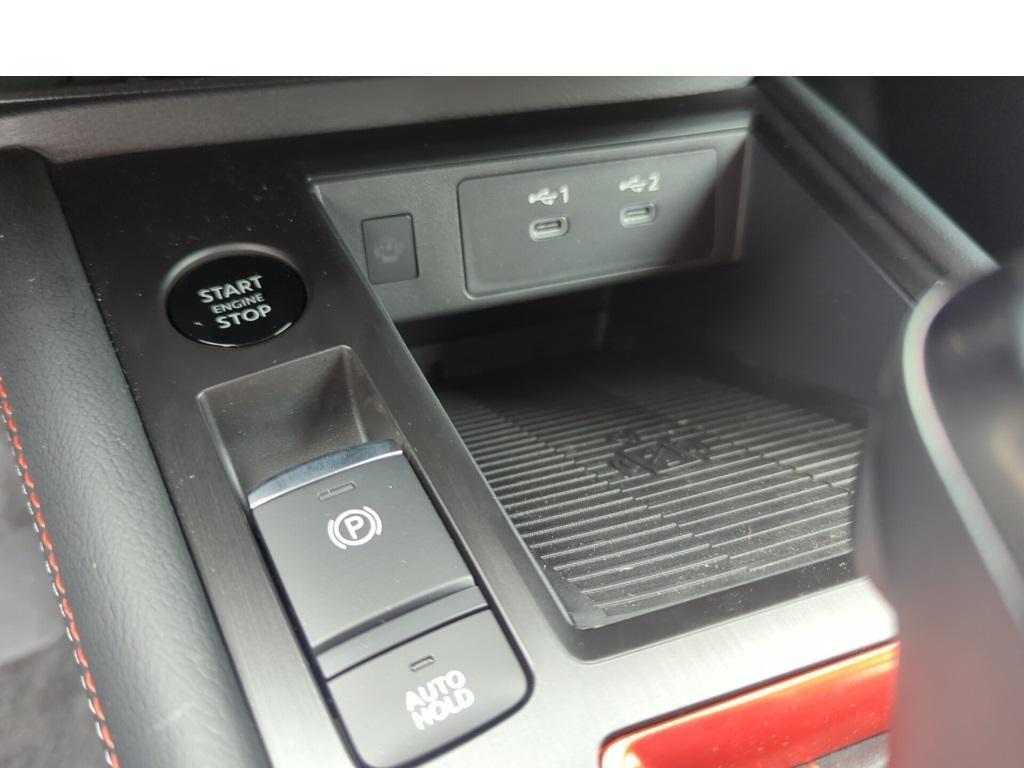 new 2025 Nissan Kicks car, priced at $27,465