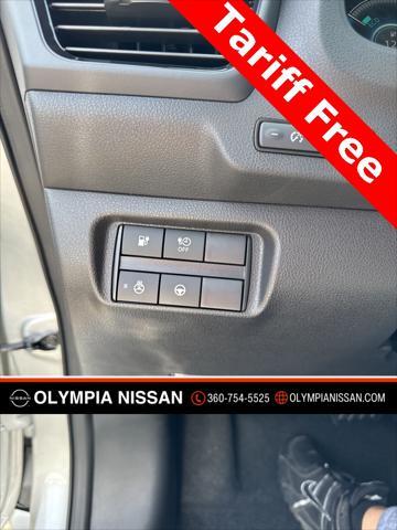 new 2025 Nissan Leaf car, priced at $25,315