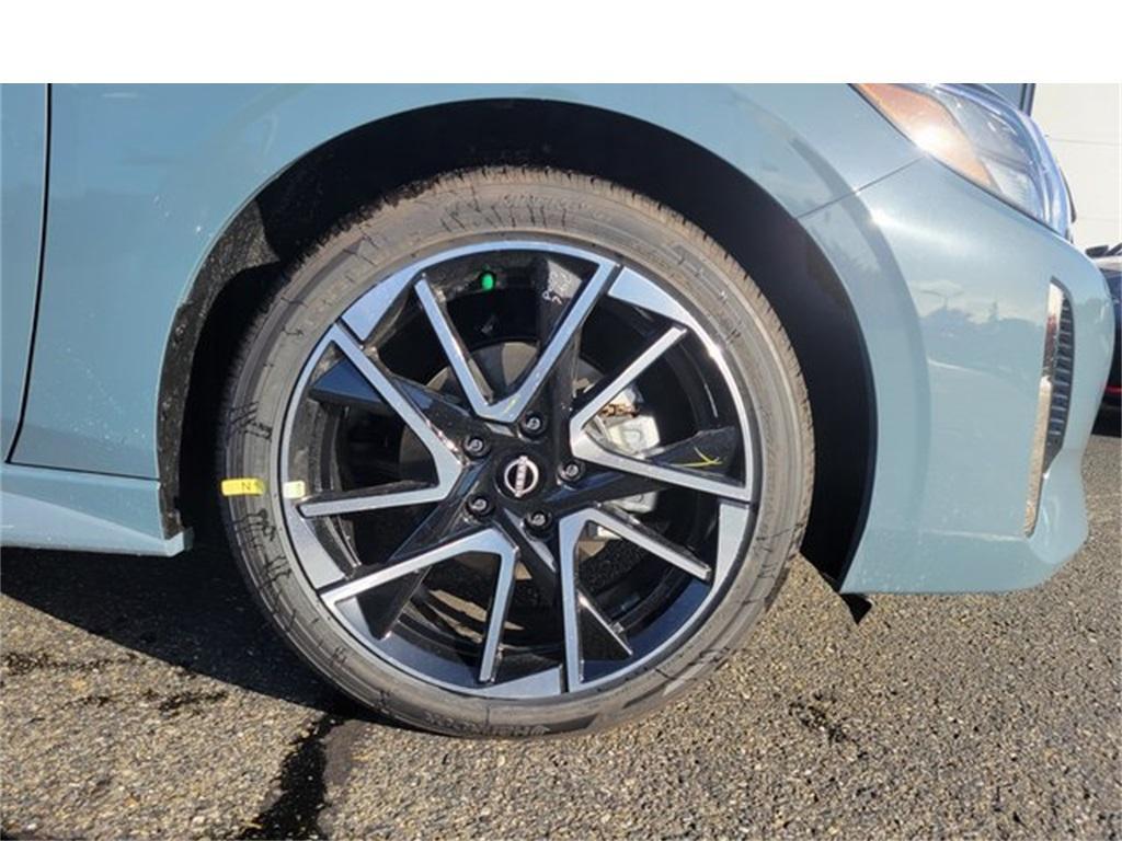 new 2025 Nissan Sentra car, priced at $26,320