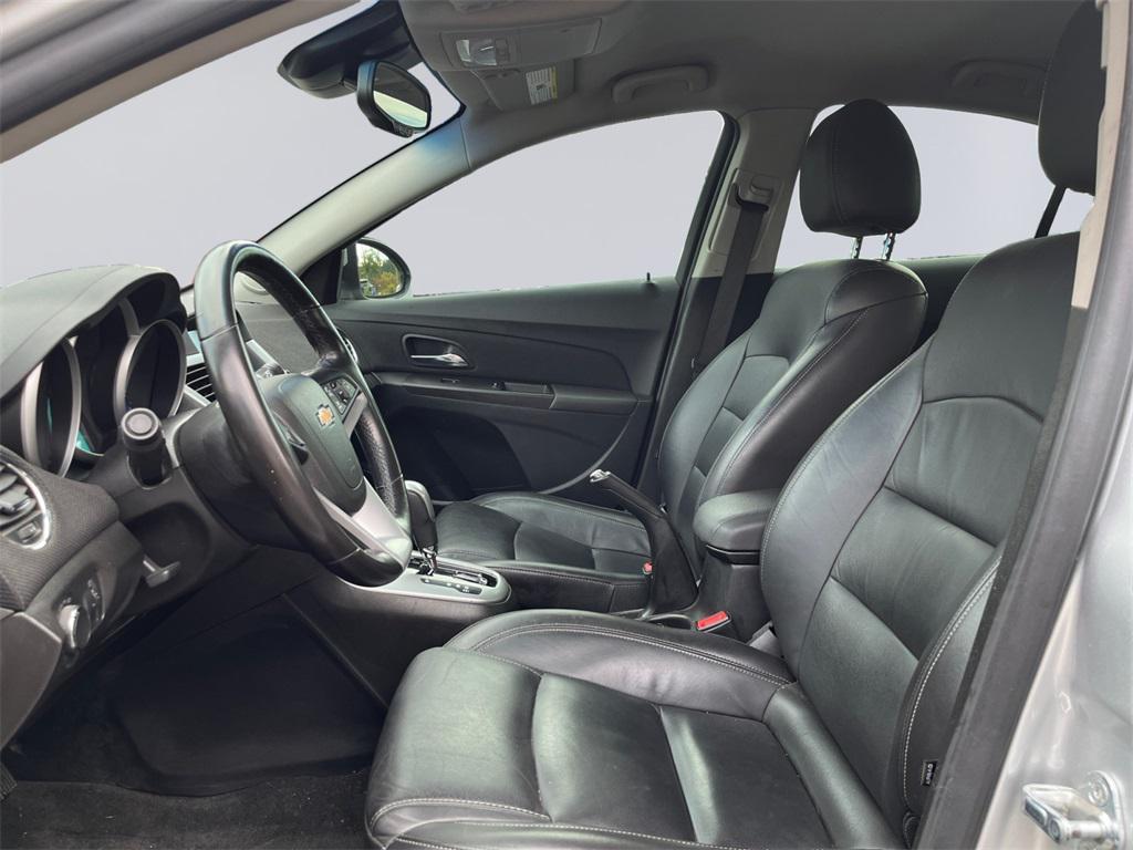 used 2015 Chevrolet Cruze car, priced at $9,588