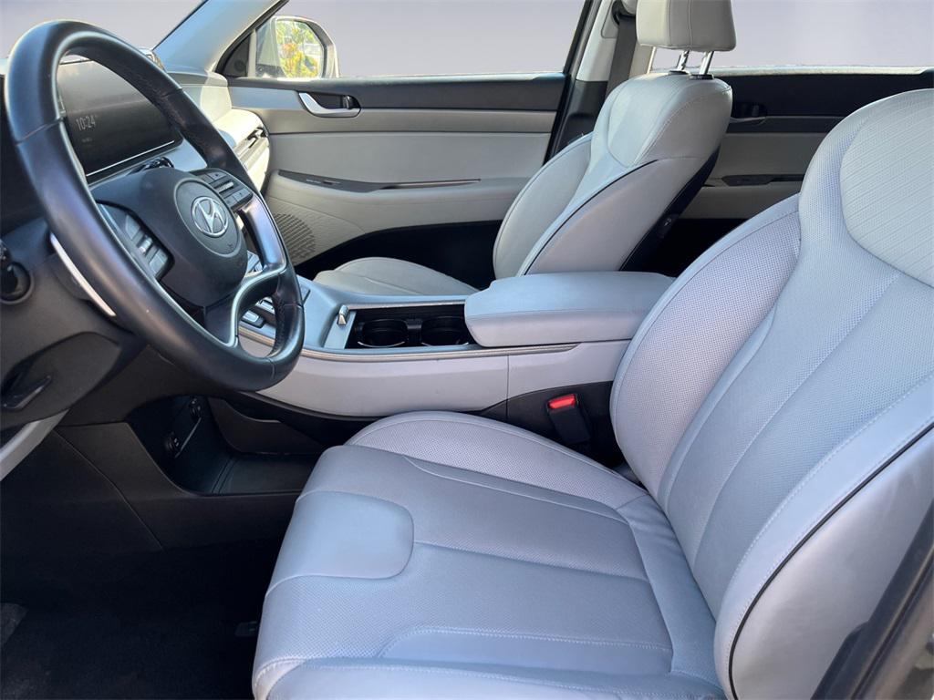 used 2024 Hyundai Palisade car, priced at $35,588