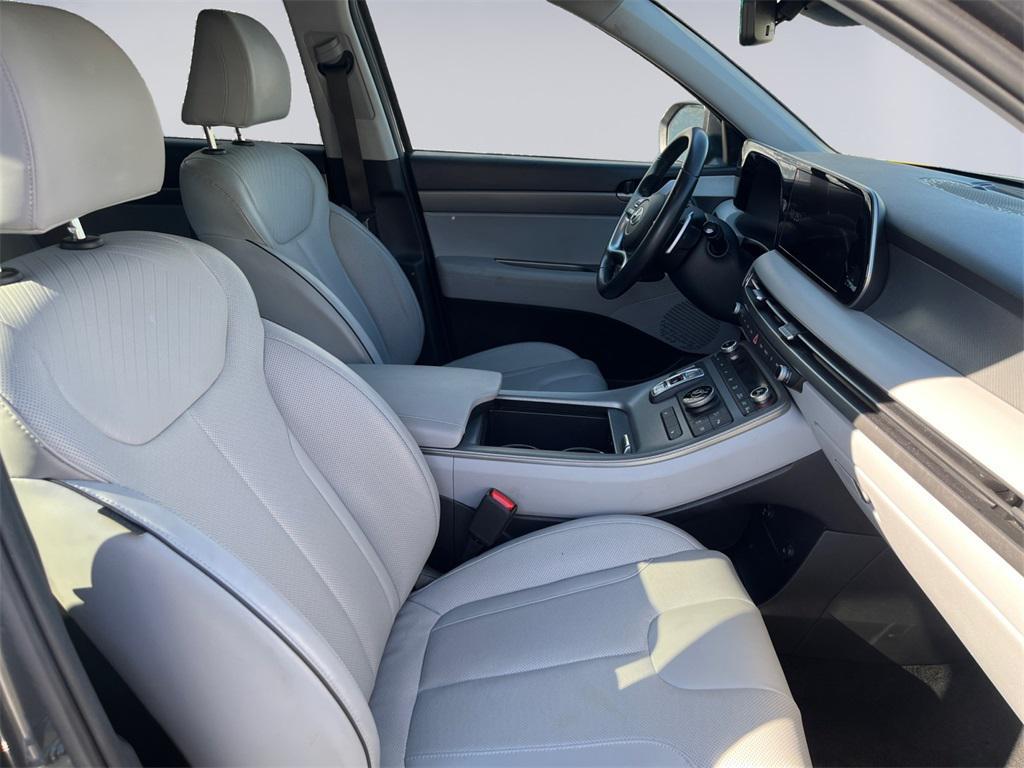 used 2024 Hyundai Palisade car, priced at $35,588