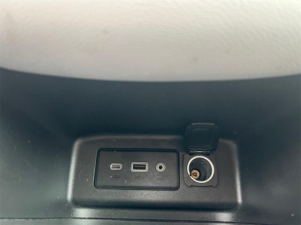 used 2023 Chevrolet Equinox car, priced at $19,388