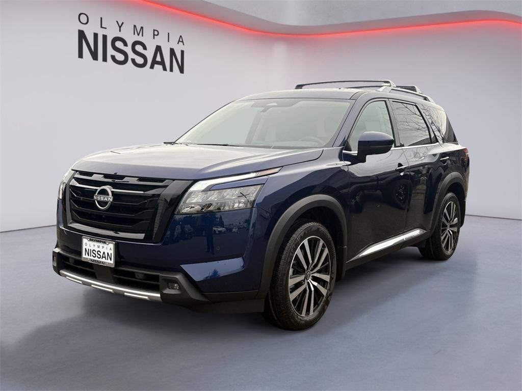 new 2025 Nissan Pathfinder car, priced at $47,595
