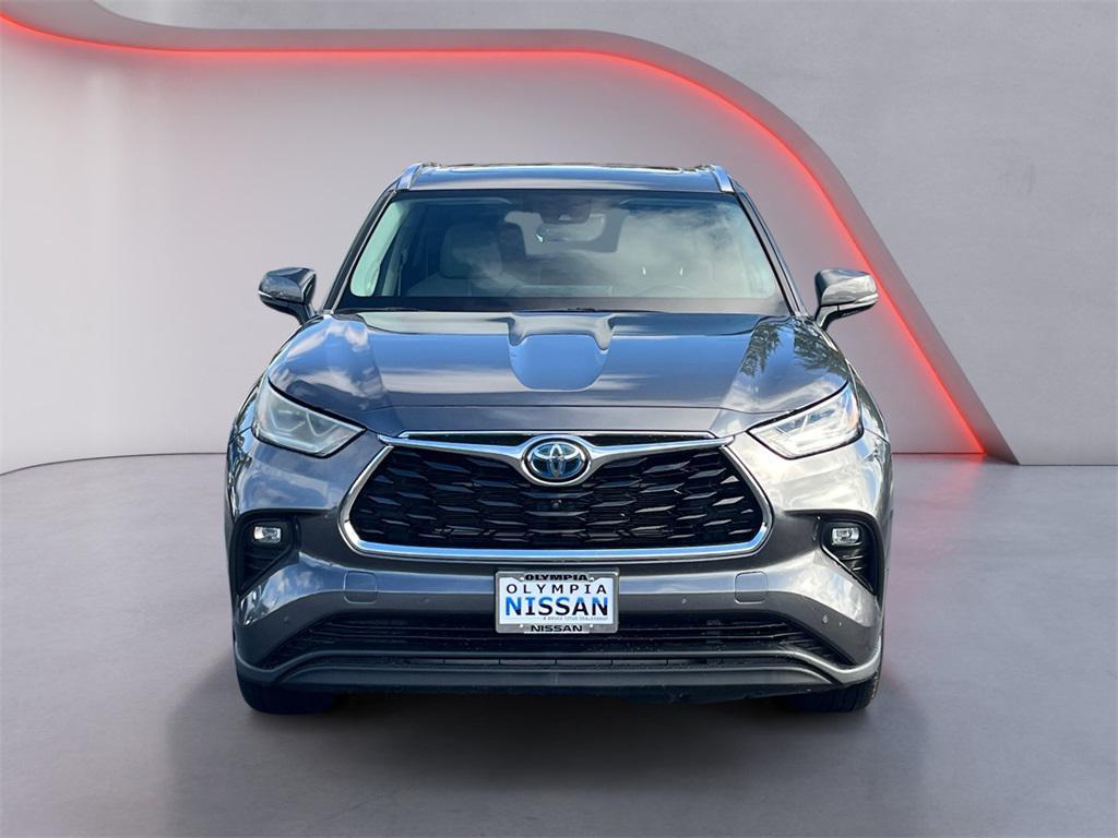 used 2021 Toyota Highlander Hybrid car, priced at $39,488