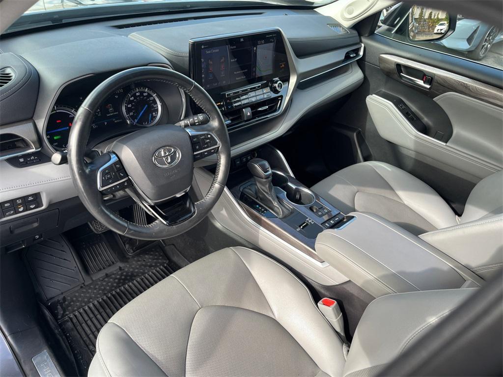 used 2021 Toyota Highlander Hybrid car, priced at $39,488