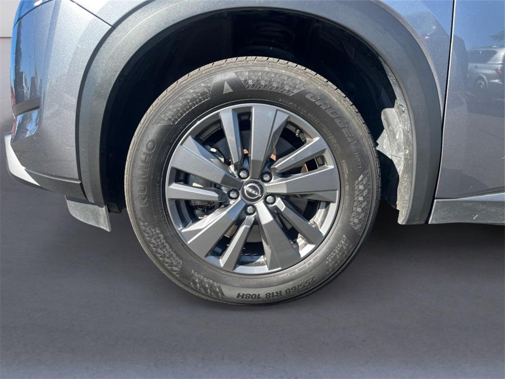 used 2024 Nissan Pathfinder car, priced at $28,888