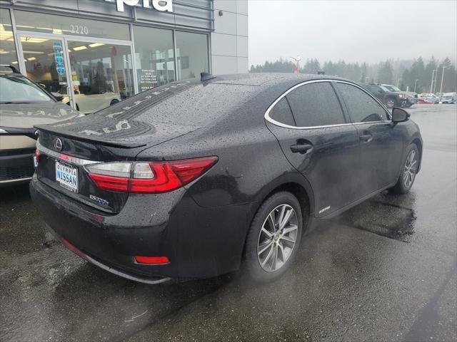 used 2018 Lexus ES 300h car, priced at $26,888