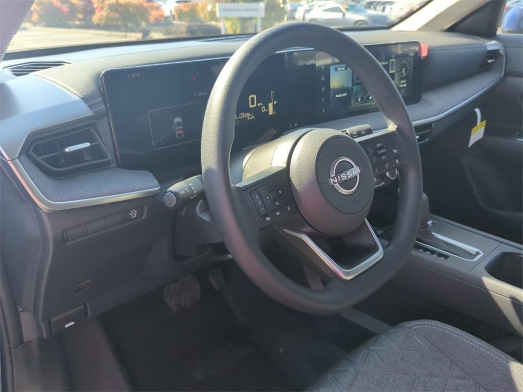 new 2025 Nissan Kicks car, priced at $24,070