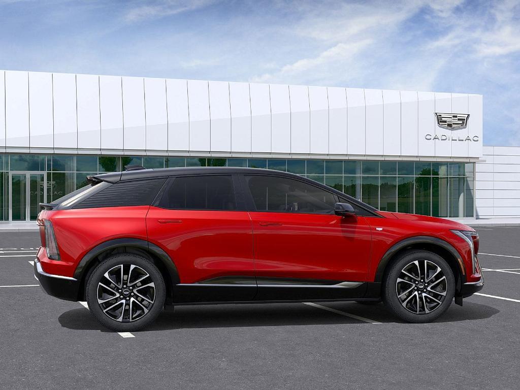 new 2025 Cadillac OPTIQ car, priced at $56,815