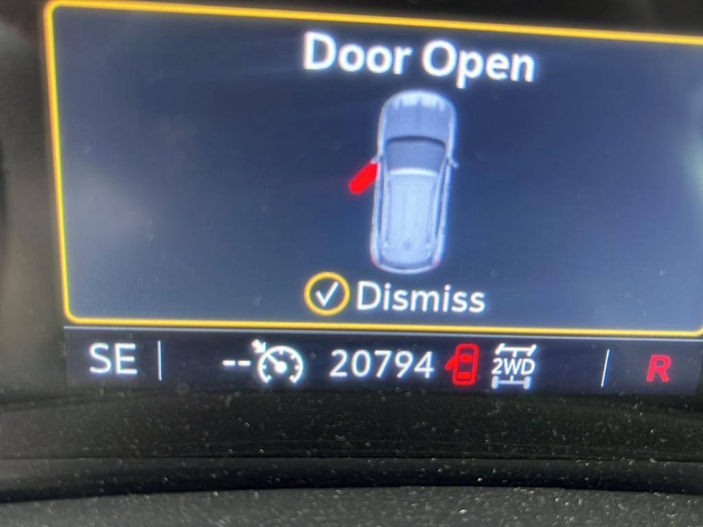 used 2023 Buick Envision car, priced at $26,869
