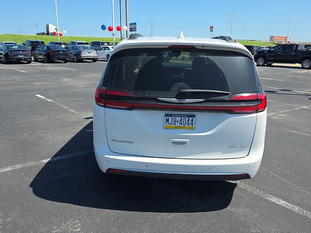 used 2022 Chrysler Pacifica car, priced at $27,469