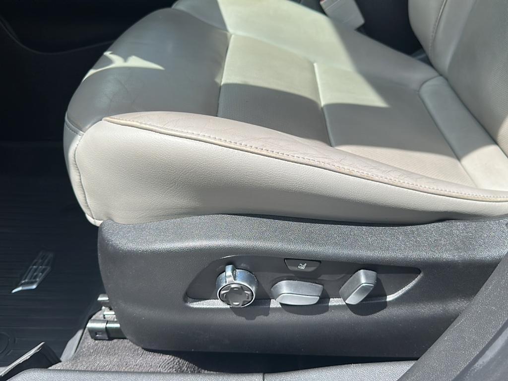 used 2019 Cadillac XT4 car, priced at $22,000